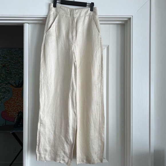 Aritzia - le fou Wilfred - linen pants - size 6 - blazer set in details - Picture 2 of 6